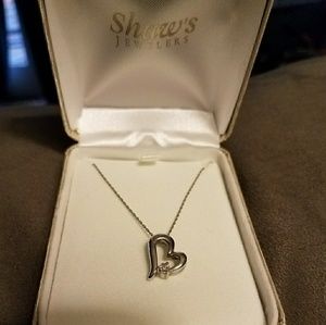 Shaw's Jewelers sterling silver heart necklace